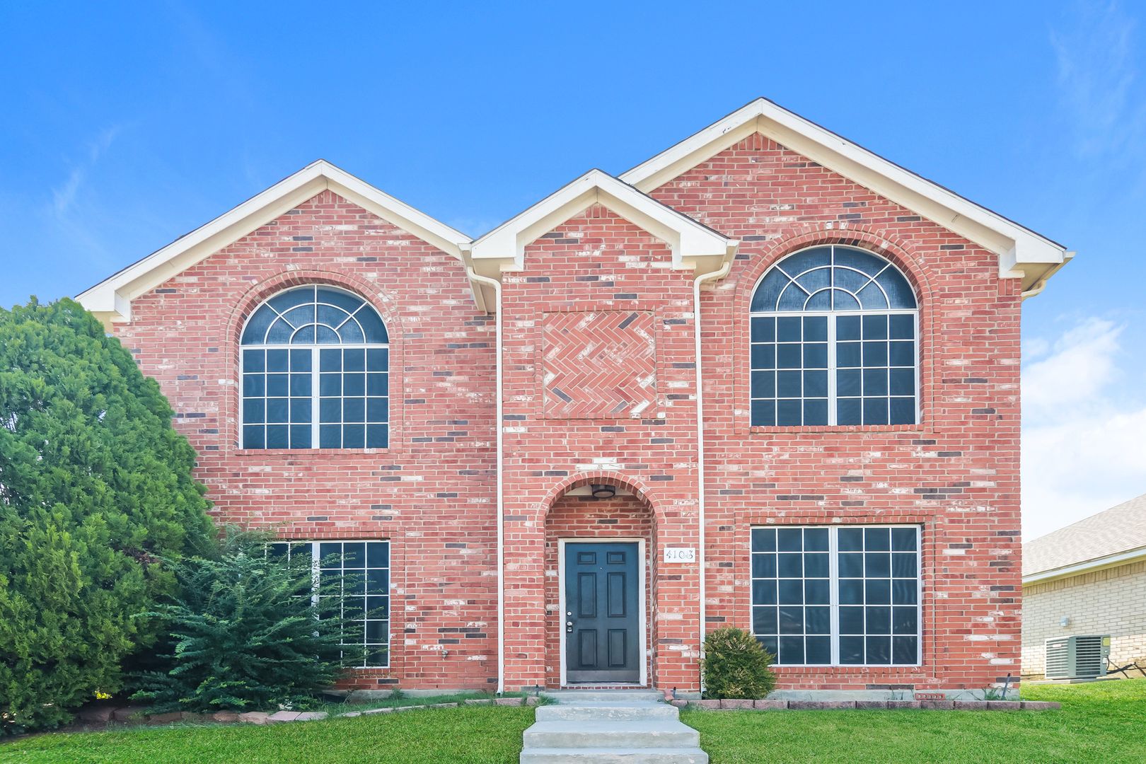 Carrollton House: 4108 Creekmeadow Drive