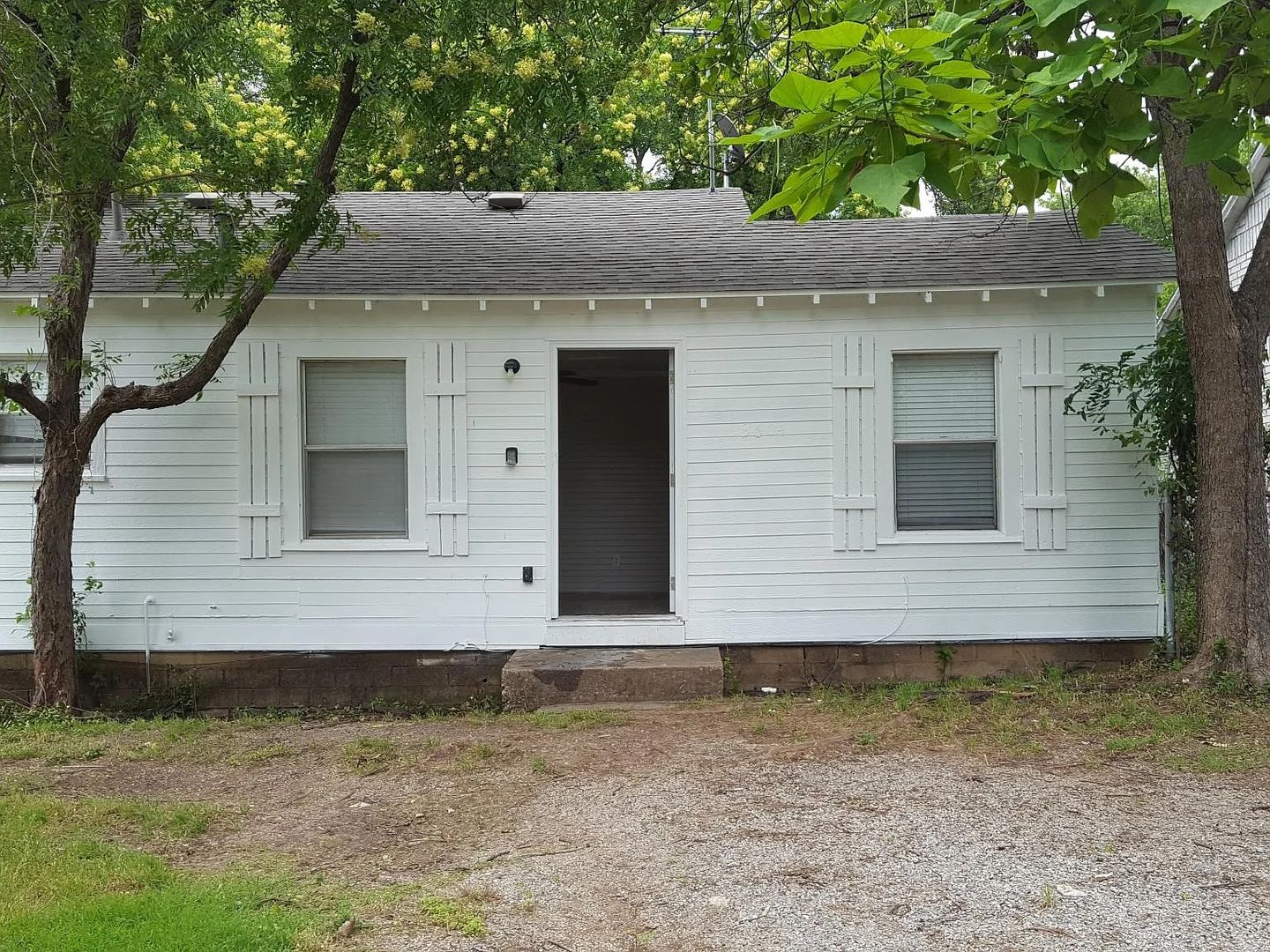 Fort Worth House: 3604 N. Terry Street