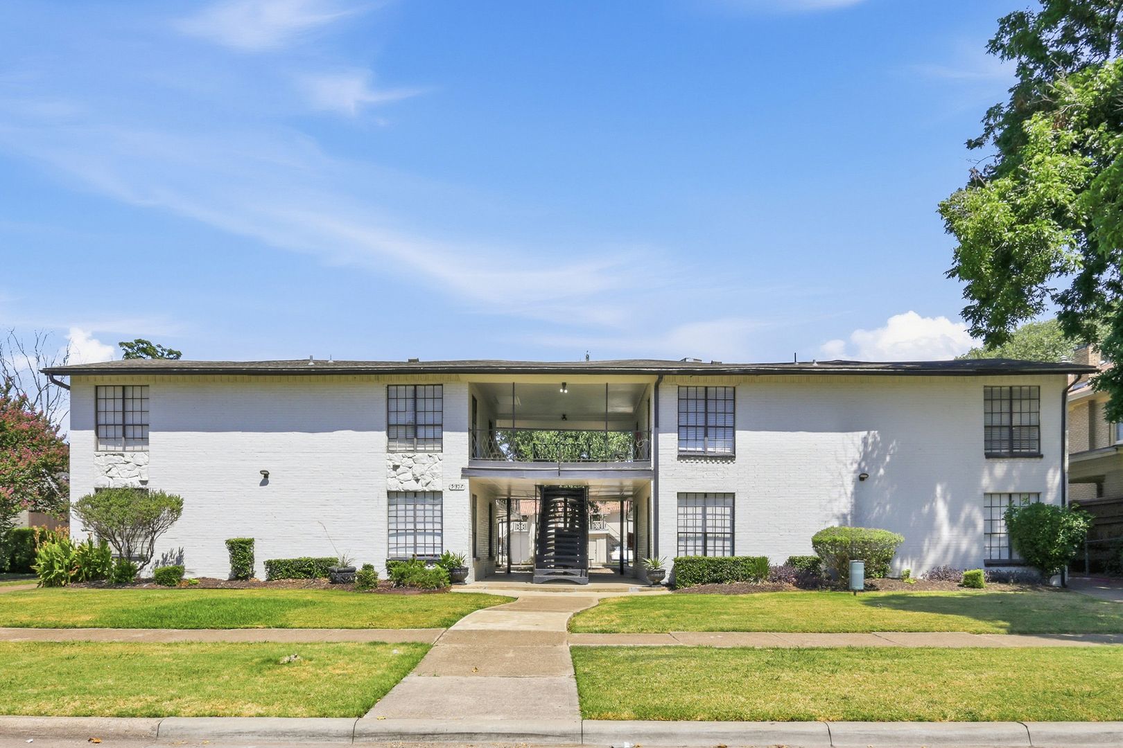 Dallas Apartment: 5317 Junius St