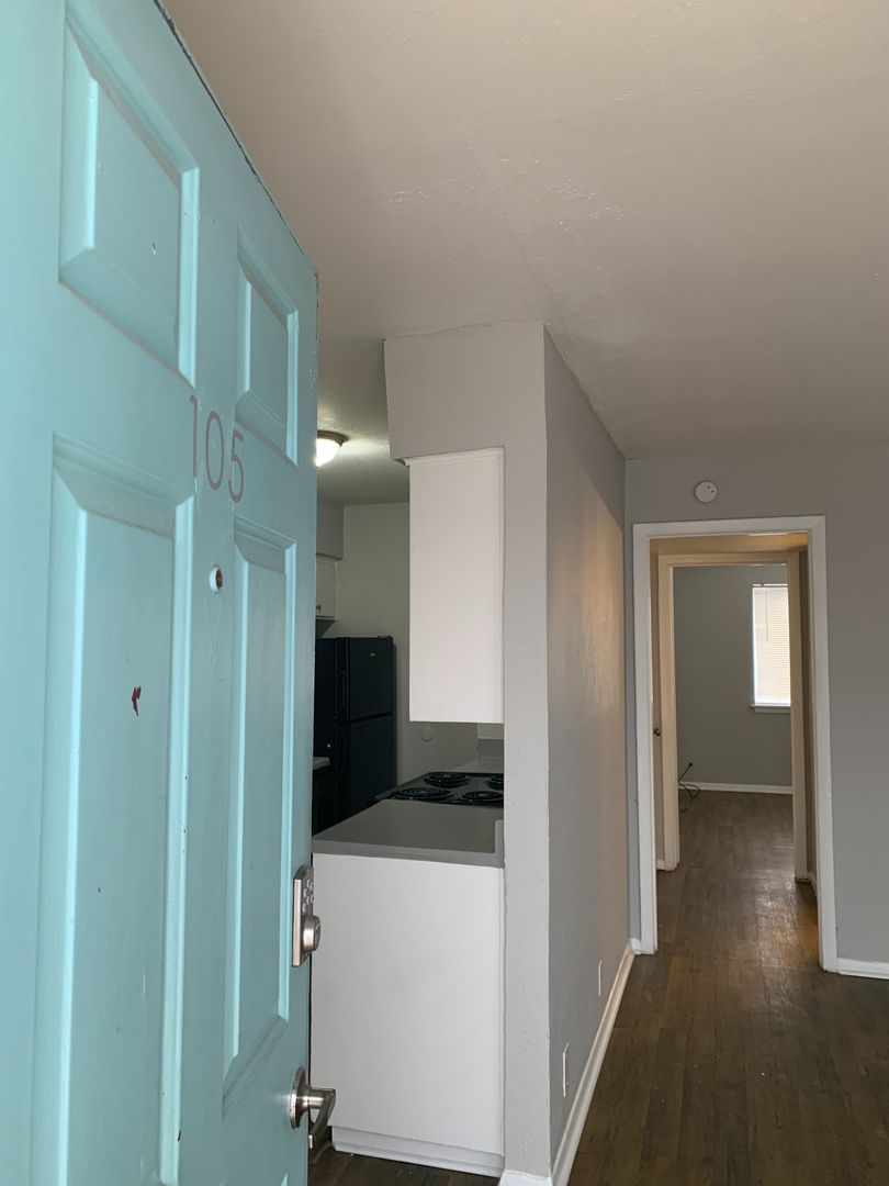 Dallas Apartment: 4606 Monarch St