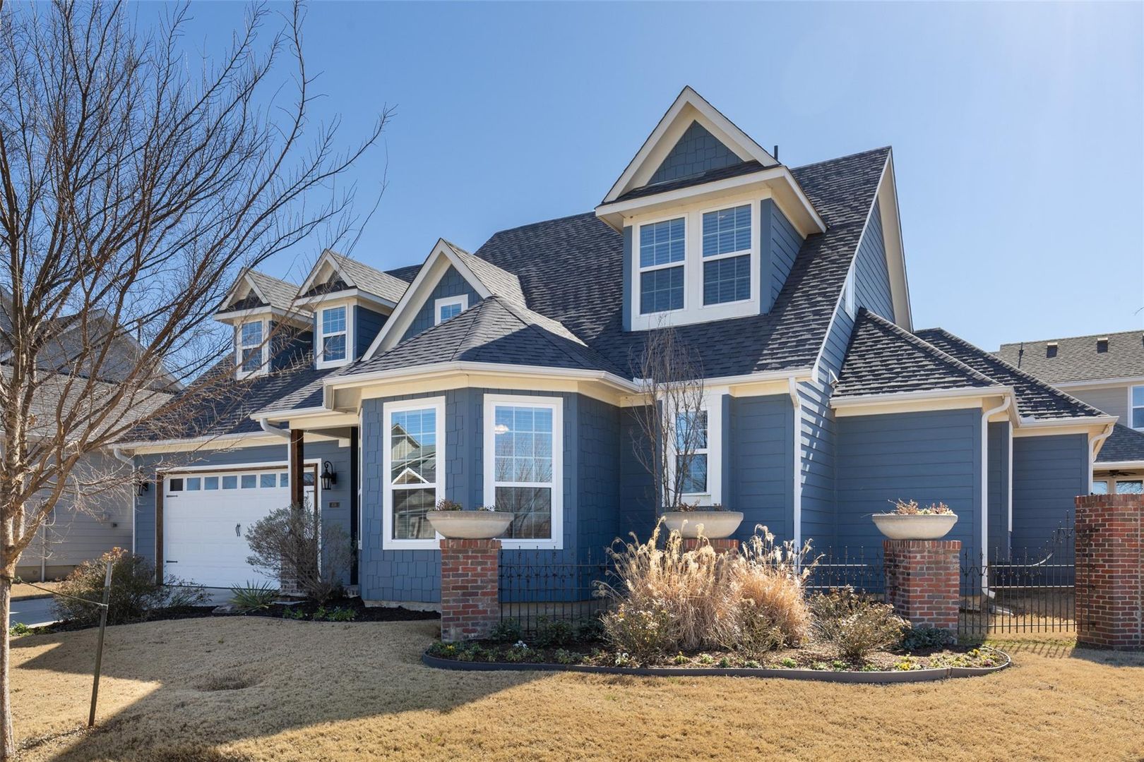 Argyle House: 406 Hearth Terrace