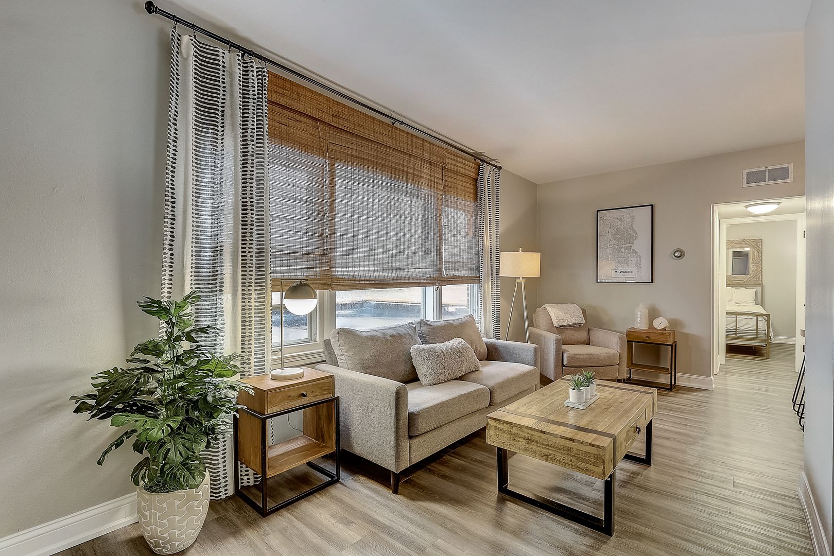 Milwaukee Apartment: 1847-49 N Prospect Avenue