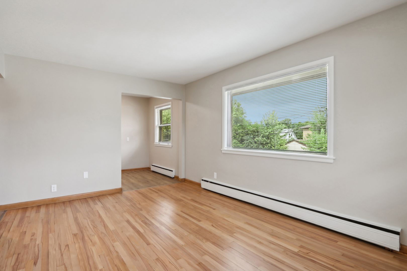West Allis Apartment: 2204 S 99th Street