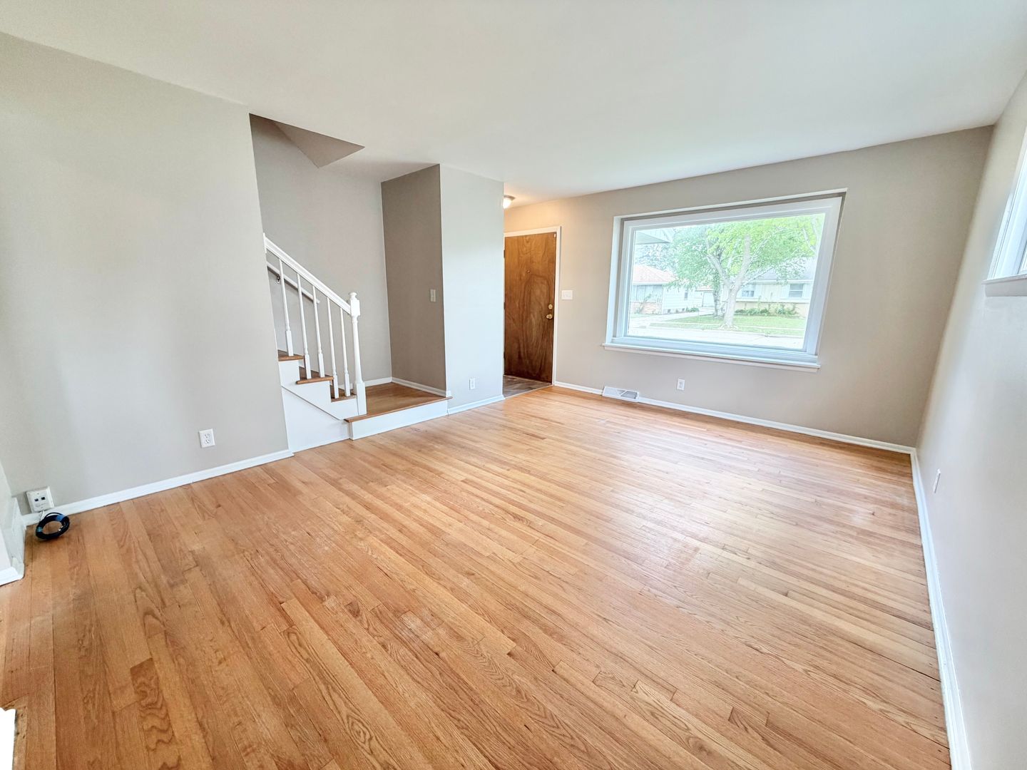 Milwaukee Apartment: 6919-6921 West Brentwood Avenue East