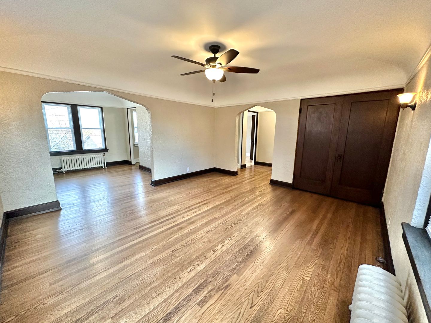 Milwaukee Apartment: 3124 W National Ave