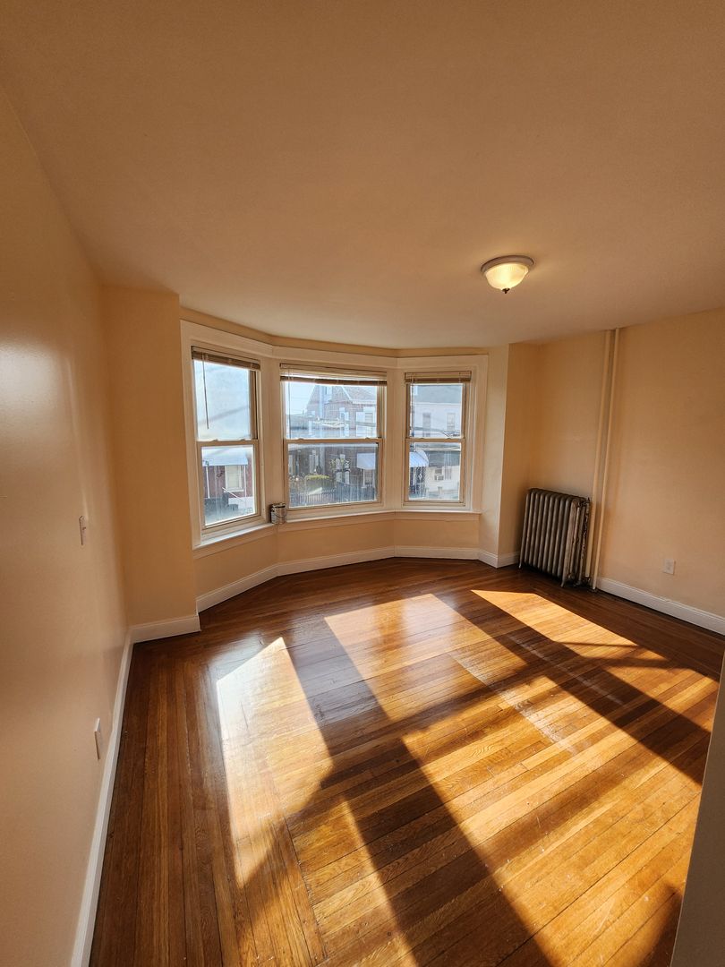 Allentown Apartment: 1145 W Linden St