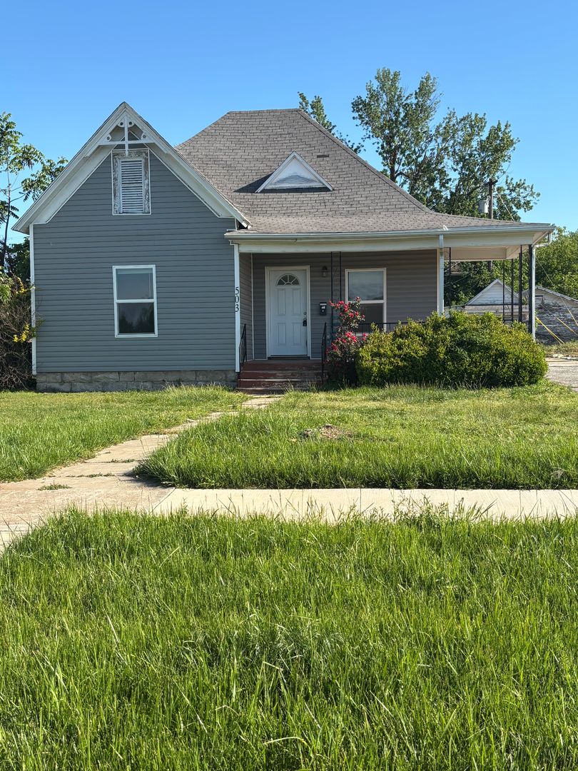 Springfield House: 503 W Hovey