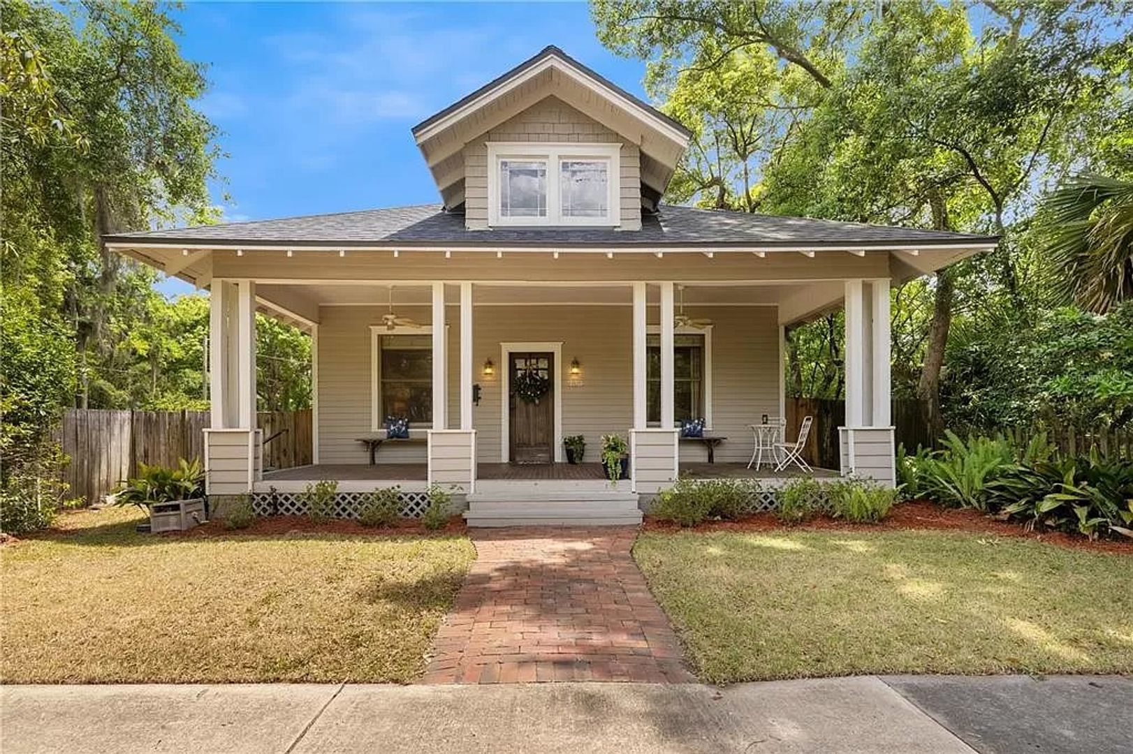 Gainesville House: 733 NE 2nd Street
