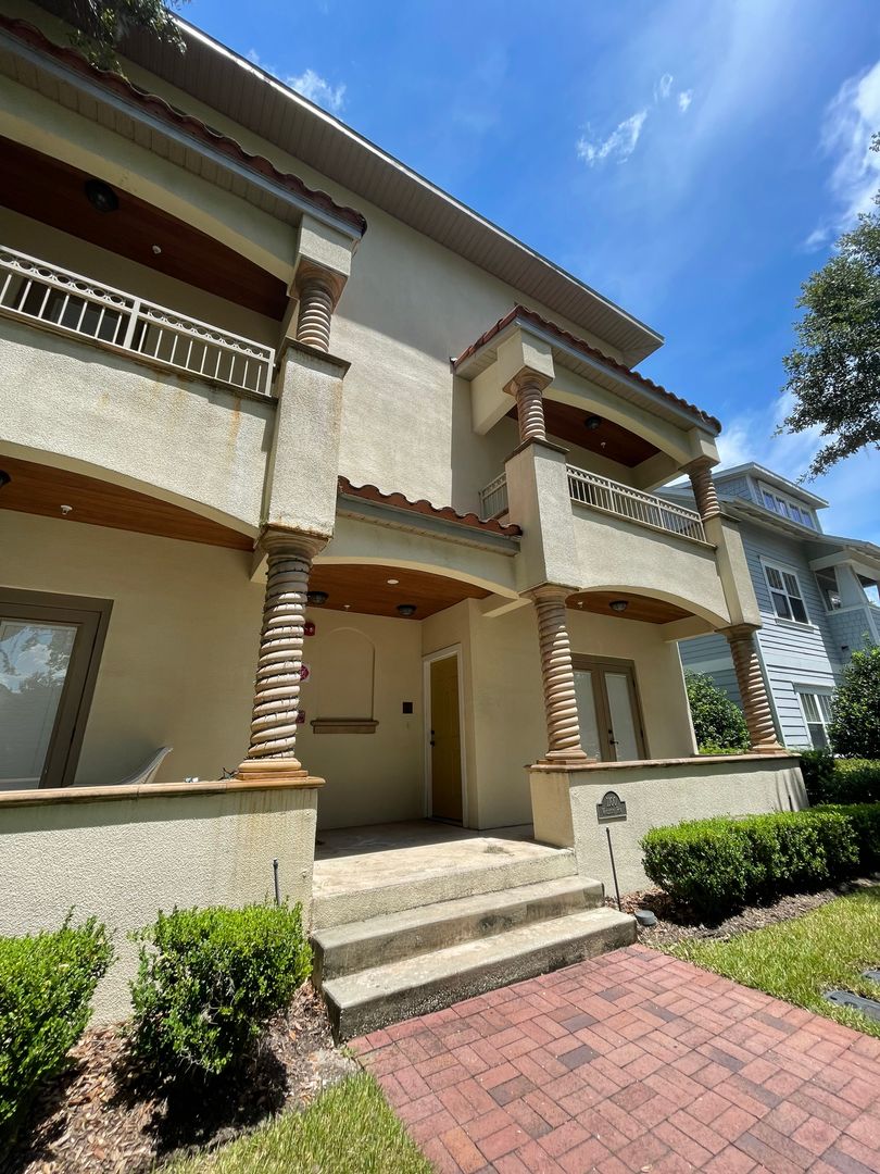 Gainesville Apartment: 1100 SW 6th Avenue