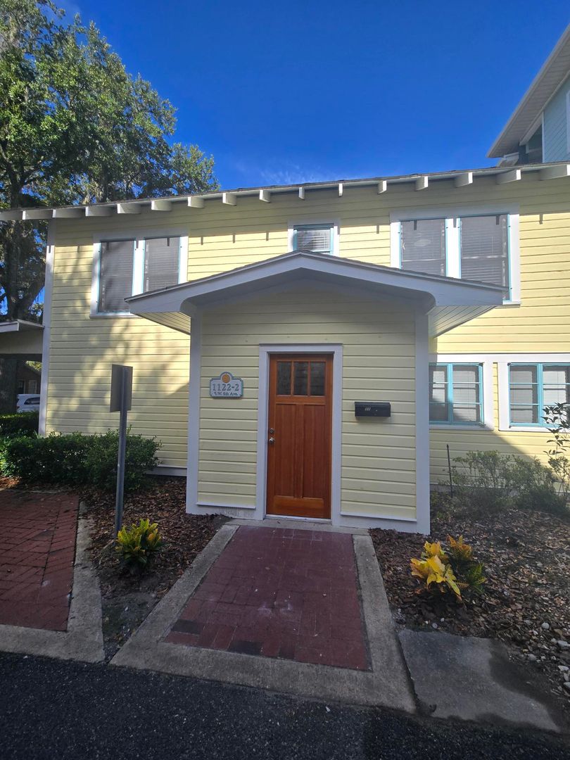 Gainesville Apartment: 1122 SW 6th Avenue