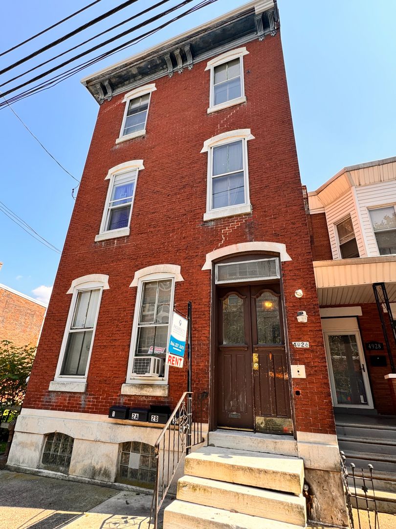 Philadelphia Apartment: 4924-26 Parrish St