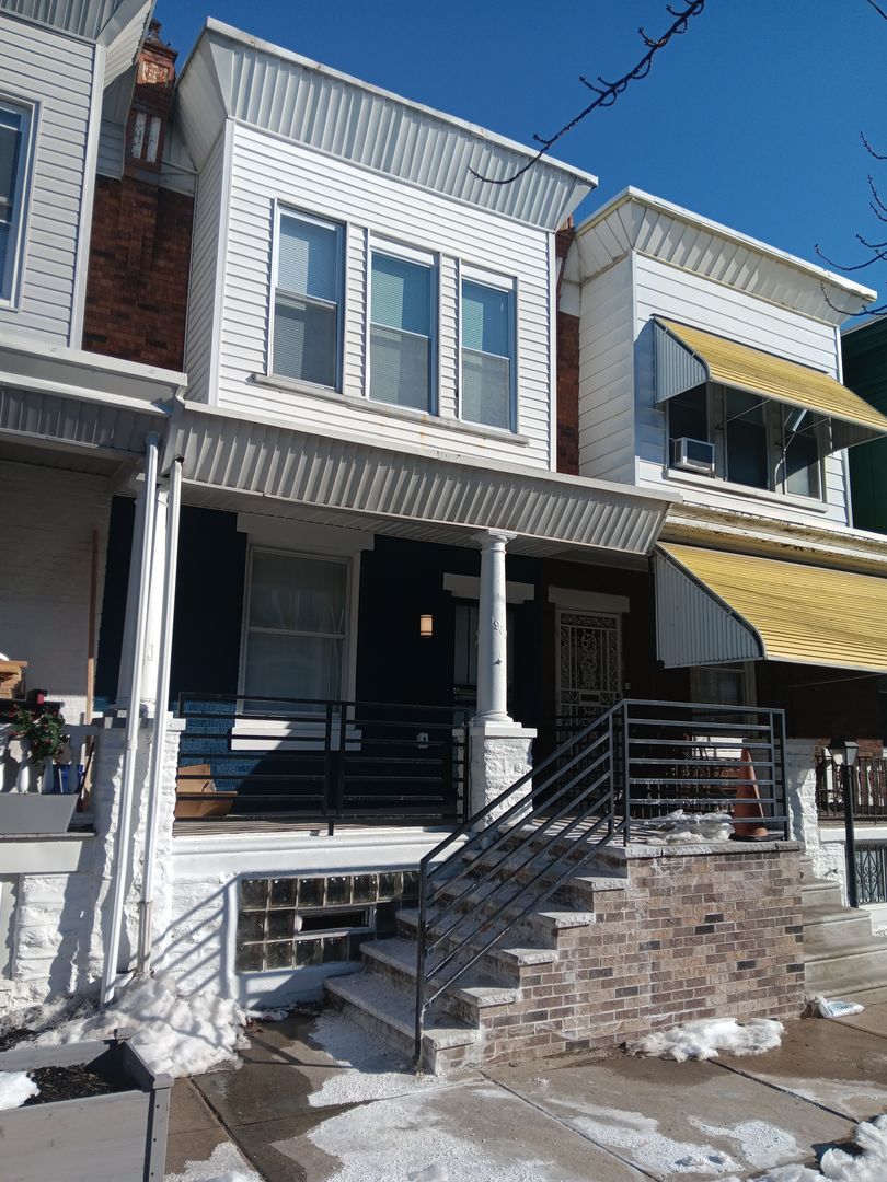 Philadelphia House: 1939 N Myrtlewood St