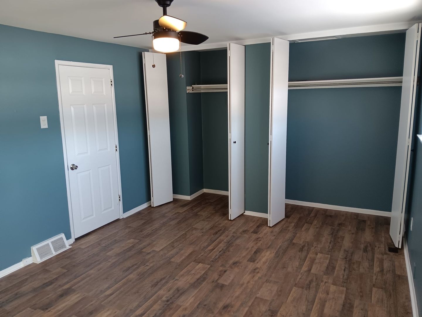 Philadelphia House: 1310 Patrick Henry Pl