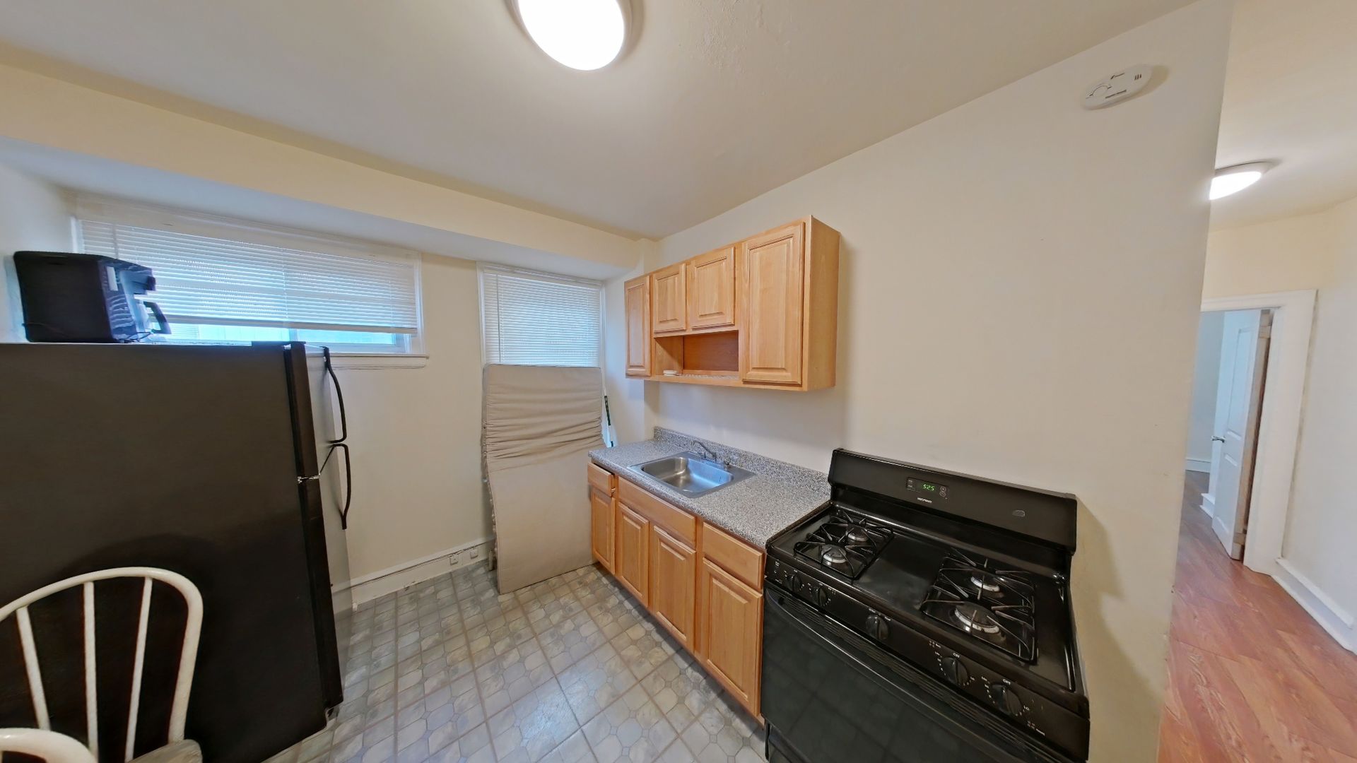 Philadelphia Apartment: 6237 Carpenter St