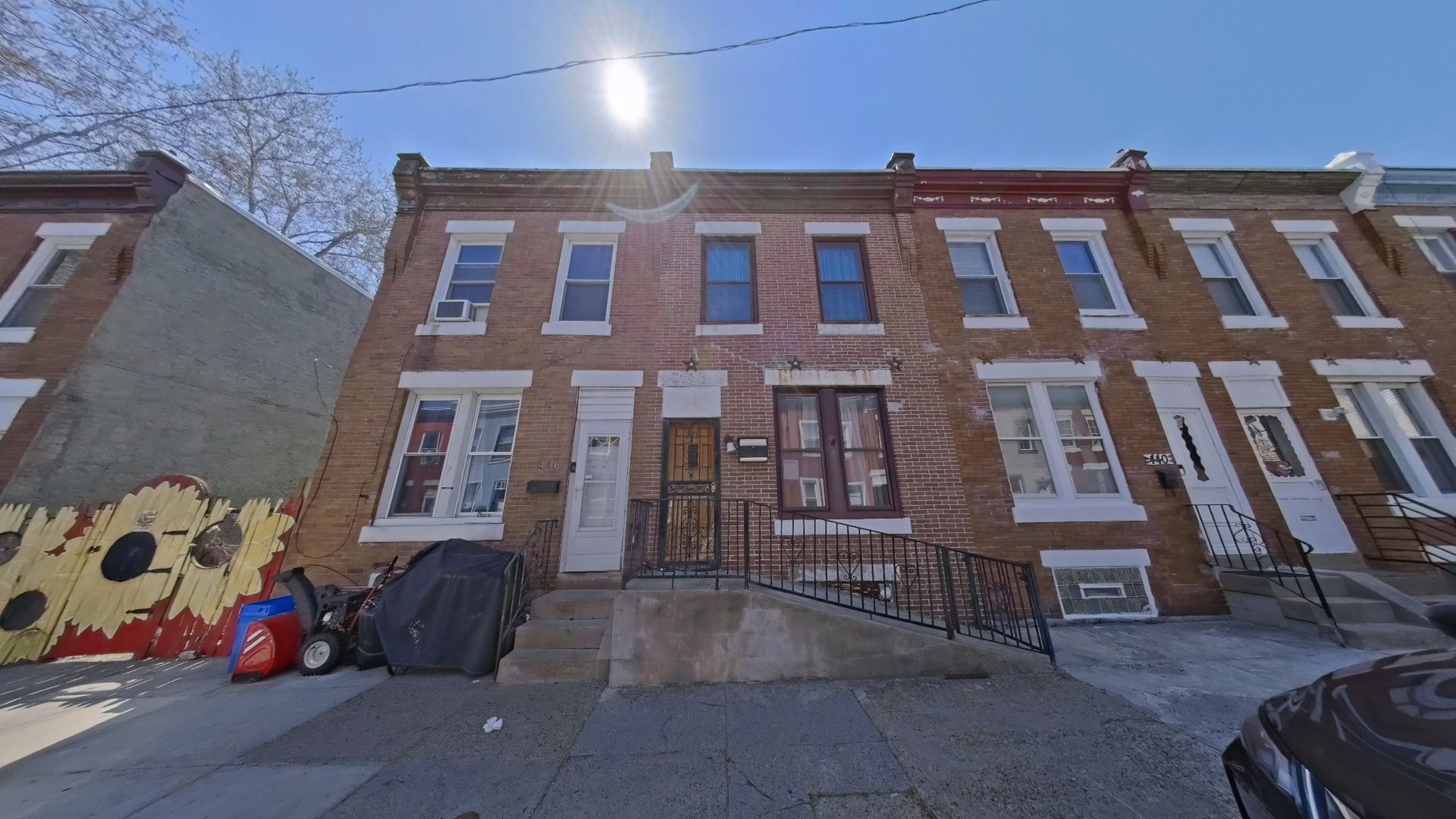 Philadelphia House: 438 St Paul St