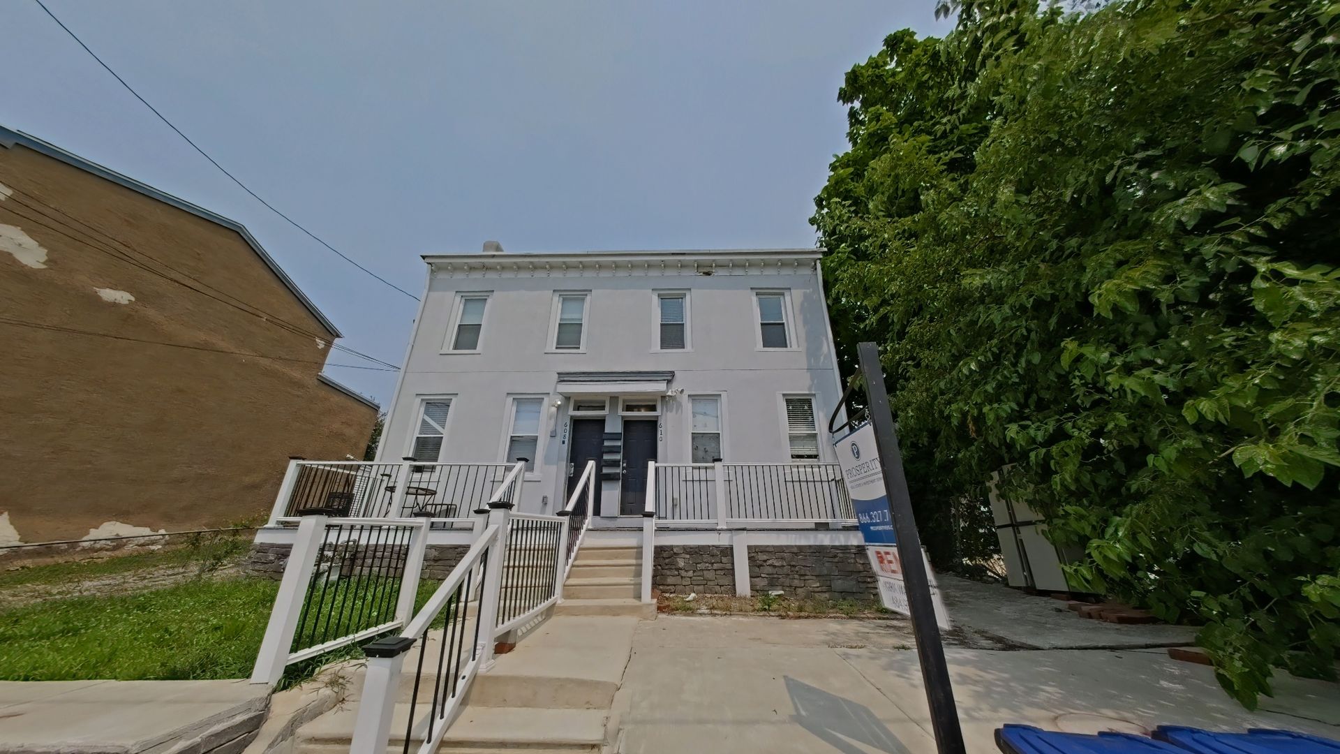 Chester Apartment: 610 E 9th St