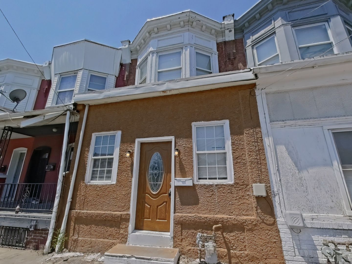 Chester House: 1110 Morton Ave