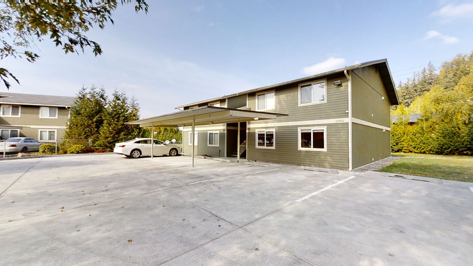 SUMNER Apartment: 15915 52ND ST E