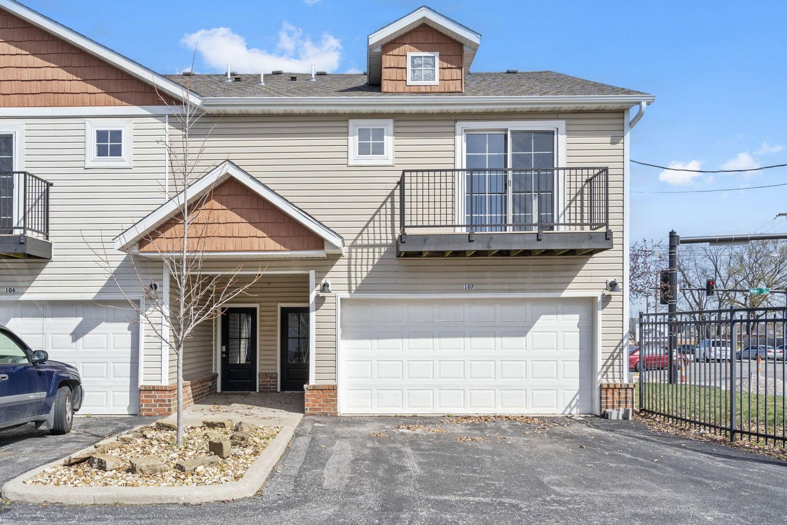 Parkway Townhomes 1 of 12