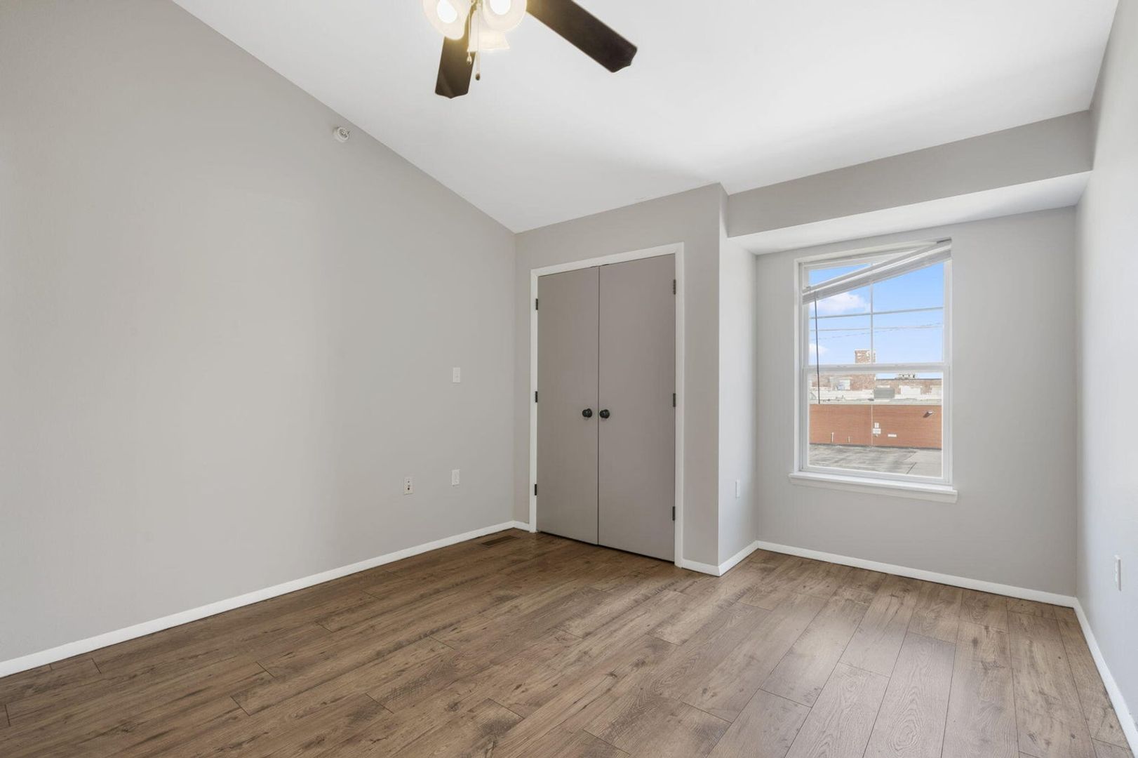 Parkway Townhomes 14 of 21