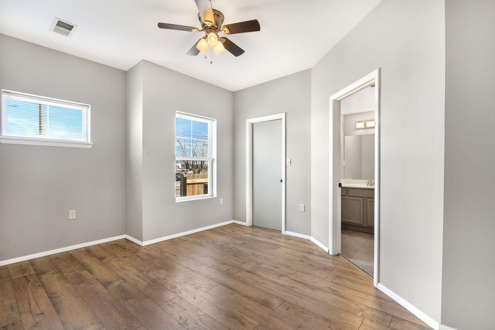 Parkway Townhomes 11 of 12