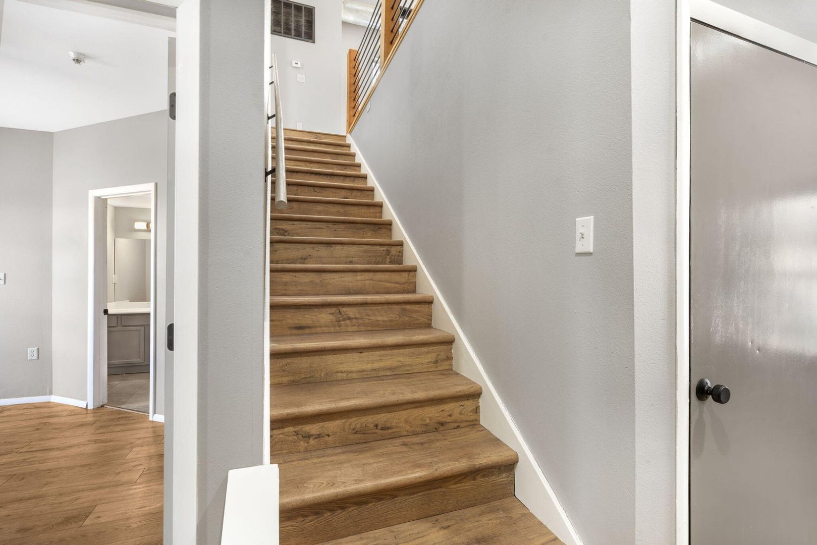 Parkway Townhomes 13 of 21
