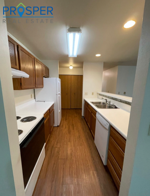 218 10th Avenue - TE218X-229, Unit 229, Eau Claire, WI 54703