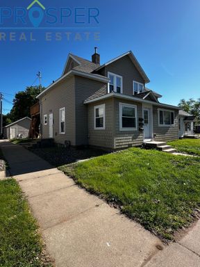 Listing photo thumbnail