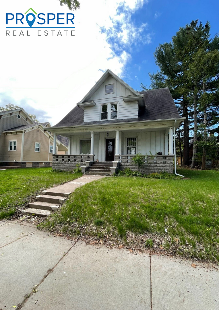Listing photo