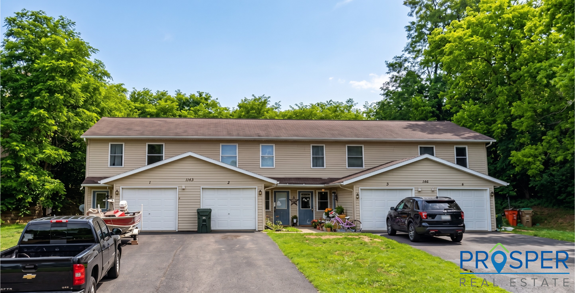 Chippewa Falls Apartment: 1148 Dutchman Dr