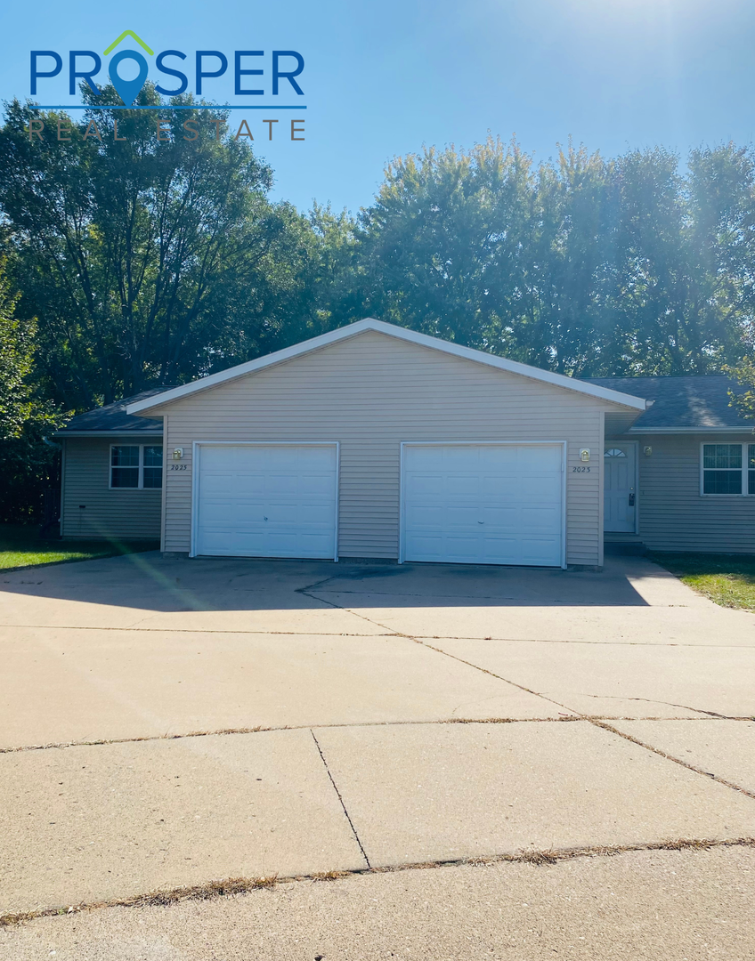 2023 Mittelstadt Ln MI2023, Eau Claire, WI 54703