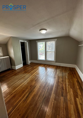 Listing photo thumbnail