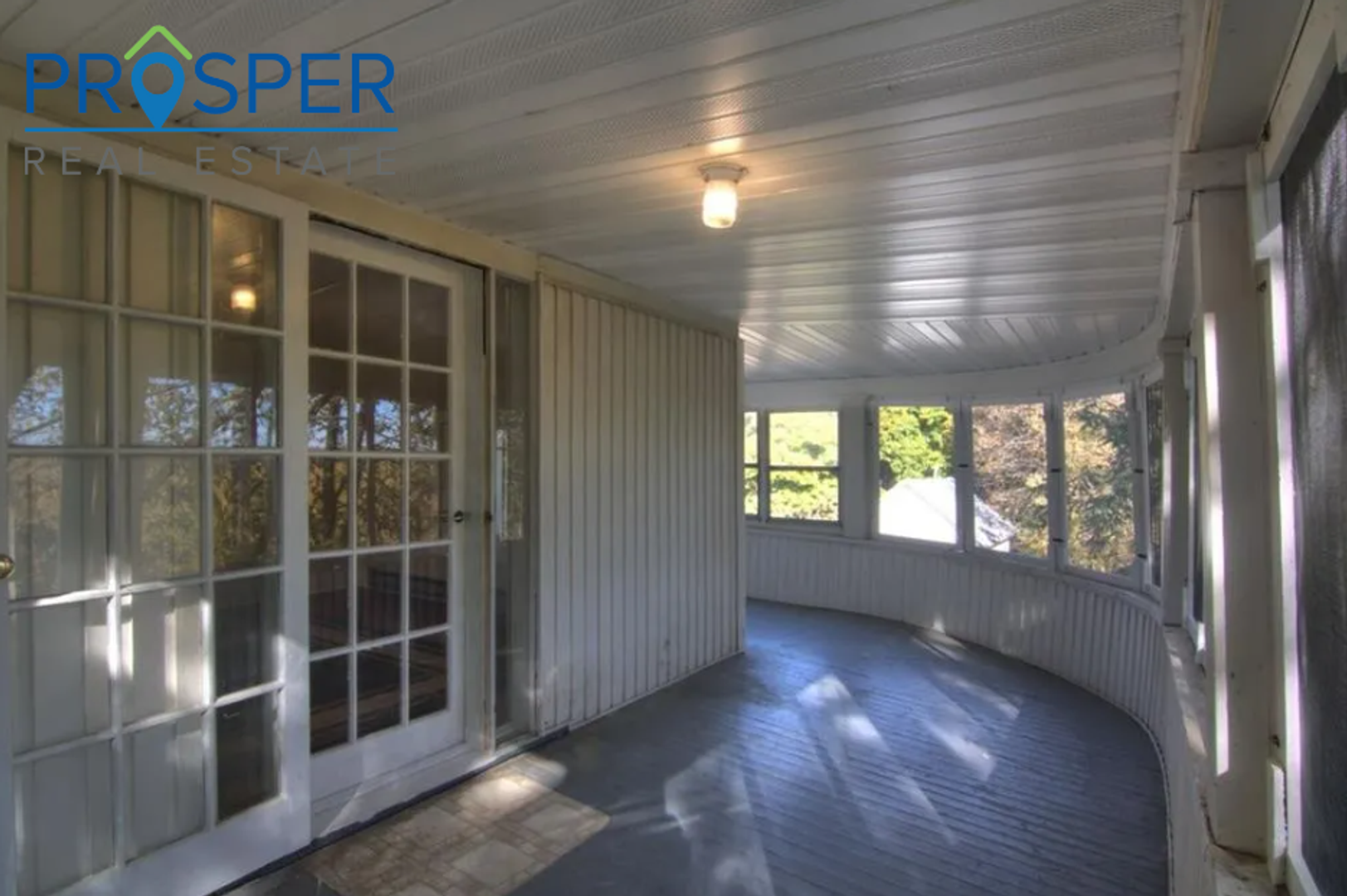 Chippewa Falls Apartment: 221 Stanley St