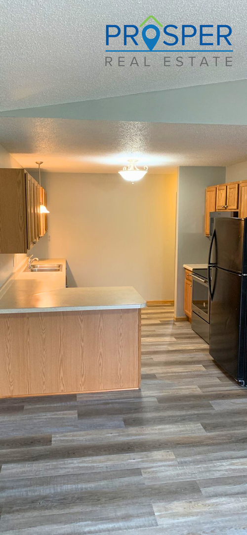 Chippewa Falls Apartment: 6120 190th St