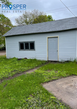Listing photo thumbnail