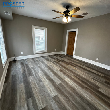 828.5 Niagara St (Upper), Eau Claire, WI 54703