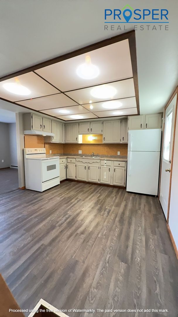 Wausau Apartment: 731 S 6th Ave
