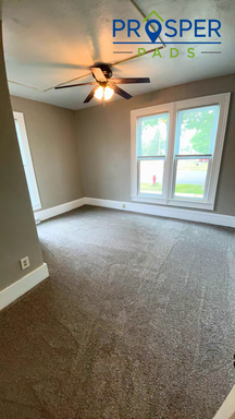 Listing photo thumbnail