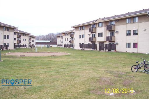 Listing photo thumbnail