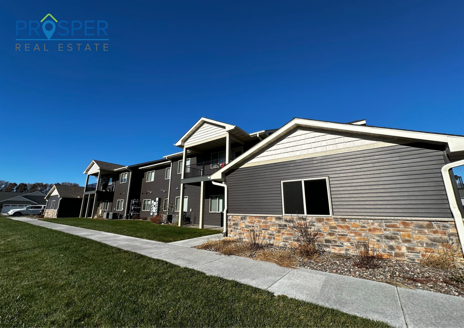Altoona Apartment: 1614 Keanan Lane