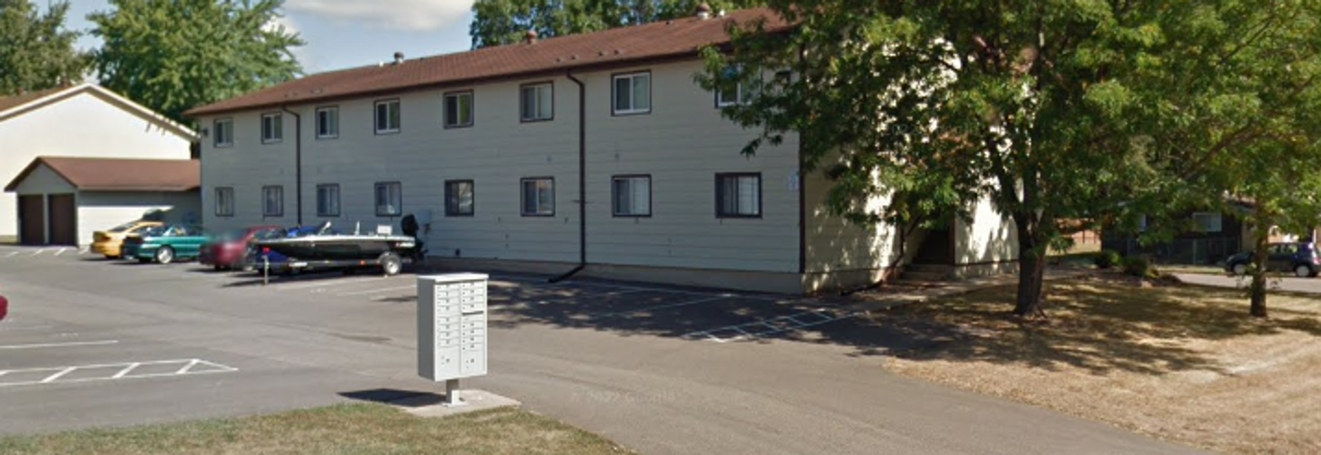 Chippewa Falls Apartment: 802 Macomber St