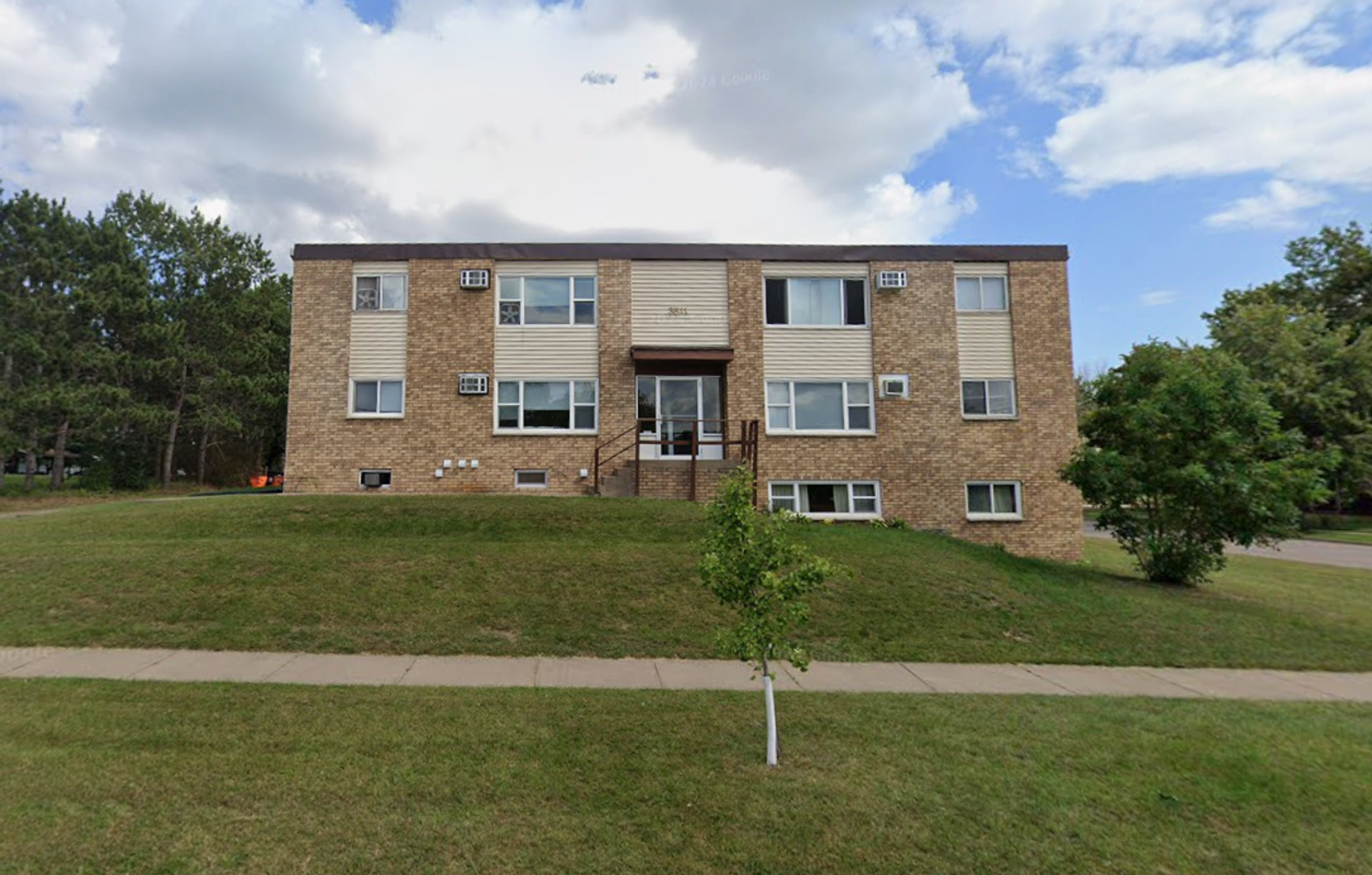 Eau Claire Apartment: 3511 Stein Blvd