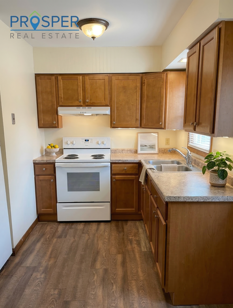 Eau Claire Apartment: 2803 Western Avenue