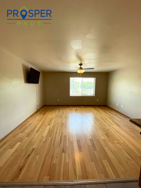 510 Washington Street- Unit 5, Upper Unit, Eau Claire, WI 54701