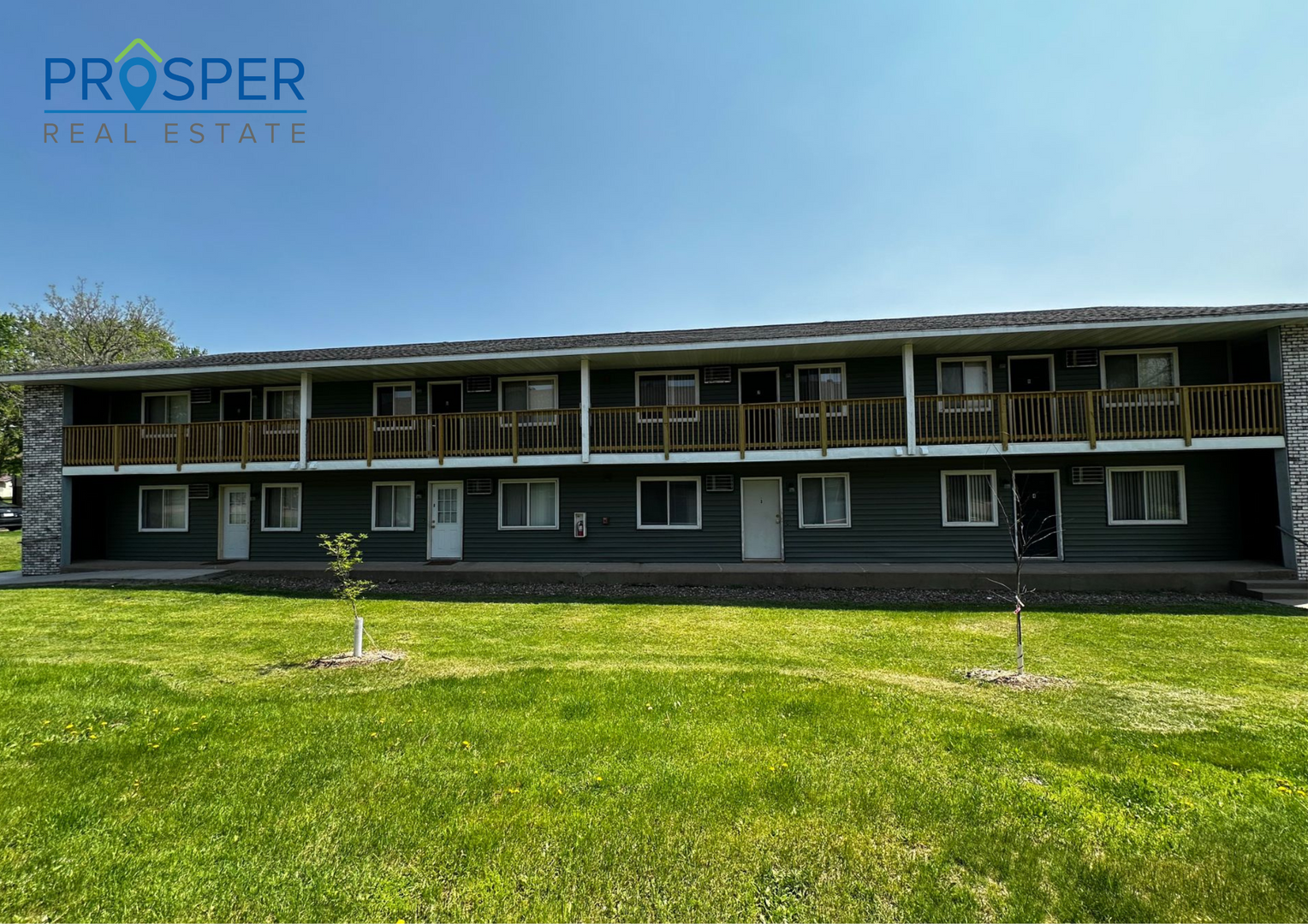 Chippewa Falls Apartment: 808 Macomber St