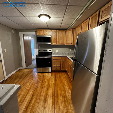 Listing photo thumbnail