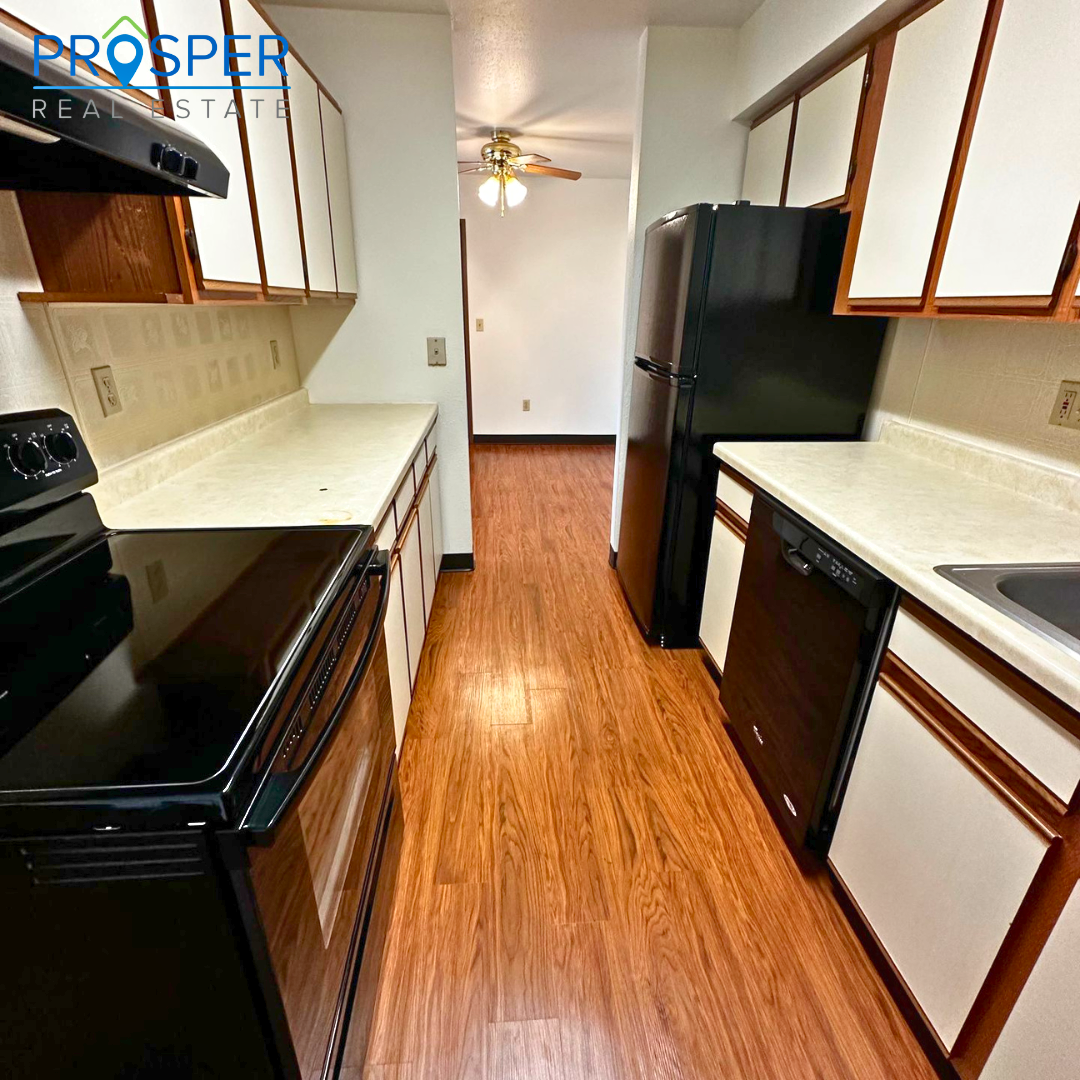 Chippewa Falls Apartment: 400 Pumphouse Road