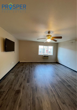 Listing photo thumbnail
