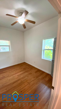 Listing photo thumbnail