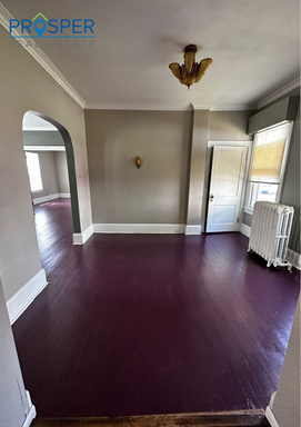 Listing photo thumbnail